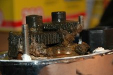 gearcase_removed_from_baseplate2.sized.jpg