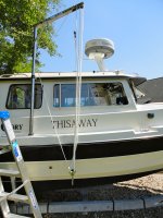 Crane_davit_to_waterline.jpg Crane_davit_to_waterline.jpg