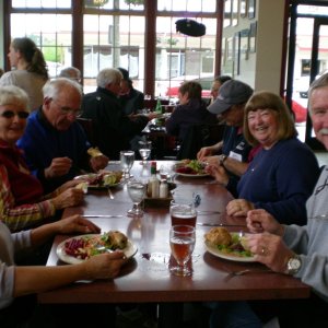 Clockwise from left-Toni (TRAVELER), Lynn & Ken (WOODDUCK), Pat & Patty (DAYDREAM), Russ (TRAVELER)