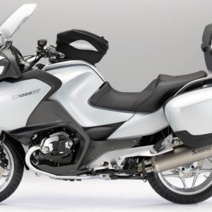 2010-bmw-r1200rt-0033