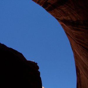 Looking up in Cathedral in the Desert 9-27