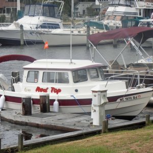 Red Top in Fairfield Harbour's Shoreline Marina