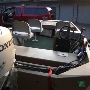 20040728 - 02 Sniff Sniff...pictures of the old boat 2000-2005 miss you