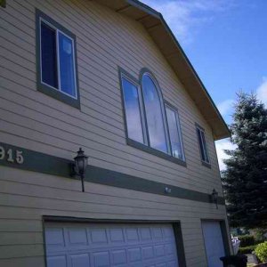 20040920 - 02 Helping Family Remodel...WOW