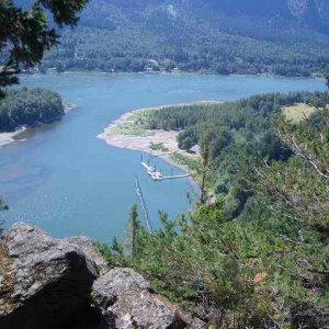20060813 - 02 John Hiking Beacon Rock Columbia River