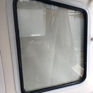 IMG Rear cabin window before