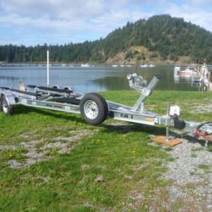 2014 Aluminum Trailer (Load Rite Elite, 8400# Cap. 102" torsion axles W/ elec/hydraulic disc brakes & Vortex 100,000 mile hubs)