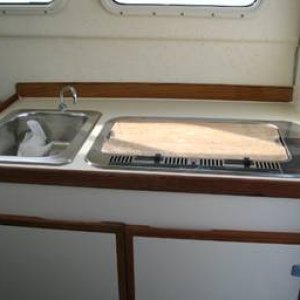 Media '(Rabbits Hutch) The new 2006 22 Cruiser - My First Boat With A Stove' in album '(Rabbits Hutch) 2005 16 Cruiser - The Original Rabbits Hutch'
