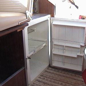 Galley icebox