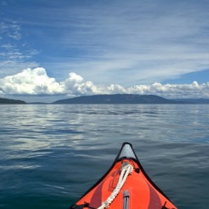 Coasting back to Doe Island, with the tide. I knew if I could make it as far as Blakely it would be an easy ride back. Took only an hour to make the 5 miles back to the boat.