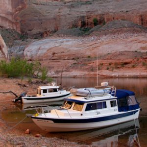 Wild Blue and Rana Verde in Forgotten Canyon