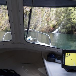 If you look at the Lowrance, you can see that the "chart" of the lake ends and I'm now on dry land north of the skinny tip of the lake.  When the lake is full it continues for another half mile beyond the chart into a deep canyon.  Ignore the depth reading of 1.8 feet.  The canyon is so steep and narrow that the depth sounder didn't work.
