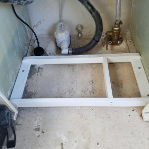 House battery frame