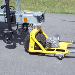 three wheel trailer mover with swing tongue