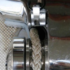 Lexan guide holds rope on gypsy