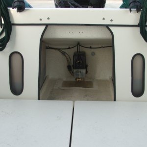 (c-dancer)Upgraded fuel tank covers and Bennett Trim Tab motor