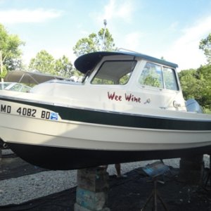 Wee Wine port side