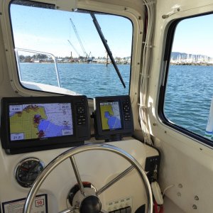 Entering Cap Sante Marina