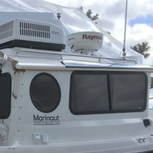 Dometic A.C rooftop unit; Smartplug outlet