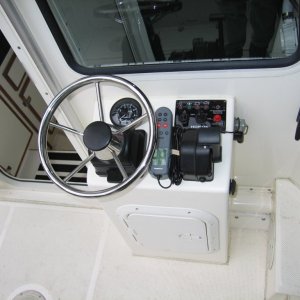 Aft steering station ? ZF electronic engine controls