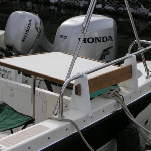 Dinette Table Cockpit Mounting 2.JPG