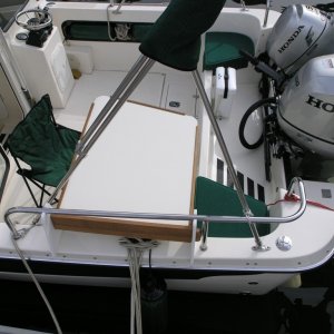 Dinette Table Cockpit Mounting 3.JPG