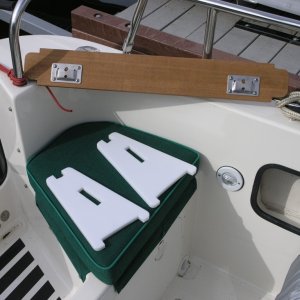 Dinette Table Cockpit Mounting 4.JPG