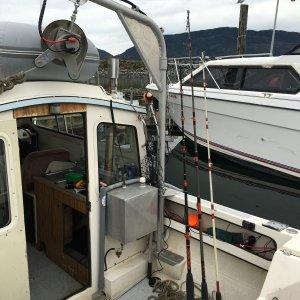 View of the whole package: davit, puller, and bracket all installed.