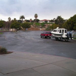 You don't see this everyday -- popular marina on a Saturday afternoon (weather kept'em away...?)