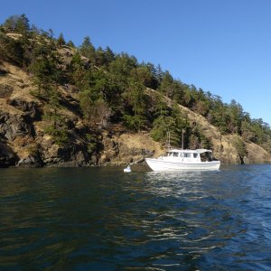 Back at the boat late Monday afternoon. Sometimes it almost seems windier inside Eagle harbor than out in the sound. I think the wind from the North gets caught by the island, then funneled down into the harbor.