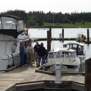 (Anita Marie) Joe & Ruth (R-Matey), Caryn (C-Dancer), Scott (C-Puffin) & Amy & John (maybe Crazy-C).