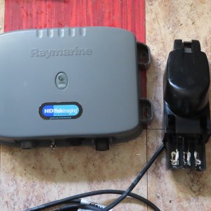Raymarine DSM250 Digital Sounder Module, Airmar Transom Mount Depth Transducer