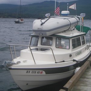 C-Daisy at the SBSP dock for SBCBGT-07.  They came farther by water than anyone else, Mom, Dad, 2 kids and the Black Lab made it around Point Wilson -- Twice. Good piloting.