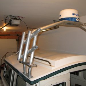 Folding radar arch