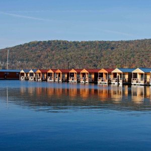 floating cabins at Hales Bar Marina