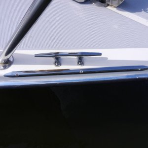 Rubstrake for fairlead