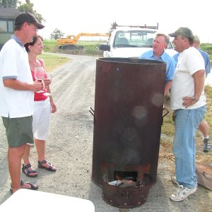 "The Smoker/Cooker"
Sam & Kerry (Salty C's), Jim (Pounder) and John (Dinner Belle II) looking on.