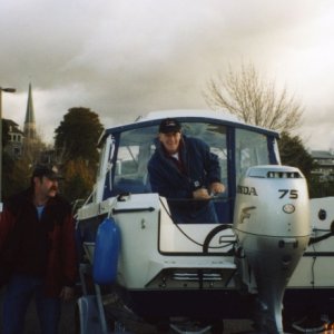 31 Oct 2004
    Squalicum Harbor
  Just out of the water