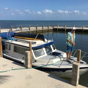 Ragged Edge, Plantation Key, Great motel and harbor, cleaning after Alligator reef snorkel