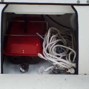 Bilge area used for stowage w/o gear resting in water