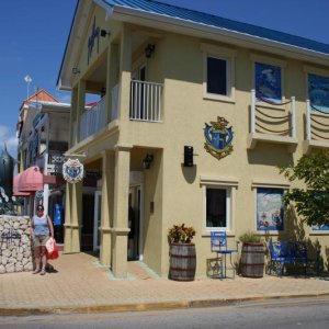 Guy Harvey art gallery in cayman island