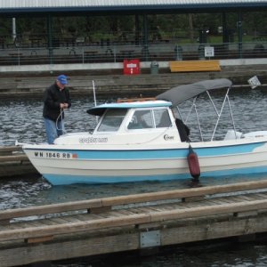 Marty Helping Pat and Patty Get Crabby Lou Tied Up at Coulon Park 3-21-10