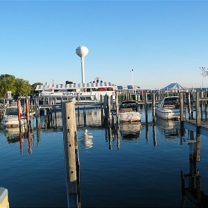Mackinac City harbor ferrys make tight docking look easy