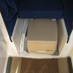 vee berth gap