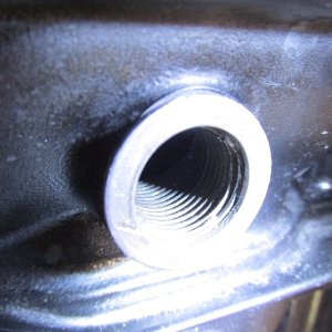 steel-plug-removed-4182017-good-threads-no-corrosion. Replaced with aluminum plug