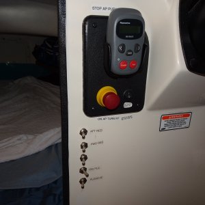 auto pilot controls (also controlled from the MFD and wireless remote