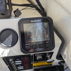 SMG4 main display showing: RPM, SOG, MPG, tilt, temp, time of day