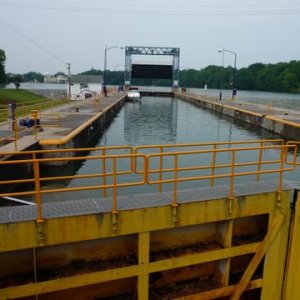 P1000453 boat hanging on as water will drop 25 feet