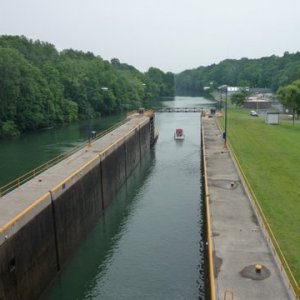 P1000468 Doors open boat moves on  happy trails