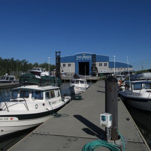 Impromptu and unplanned CBGT at Twin Bridges with Peter, Caryn (C-Dancer) and Brock (Catman)who just returned from a week-long maiden voyage on his new 23!